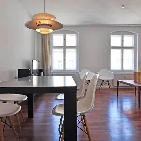 Homage Design Apartments Apartment *