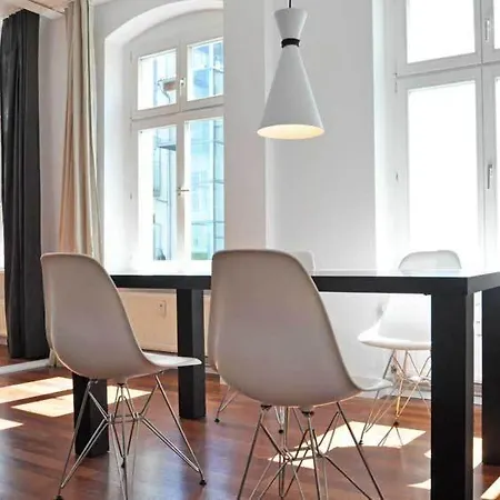 Homage Design Apartments *